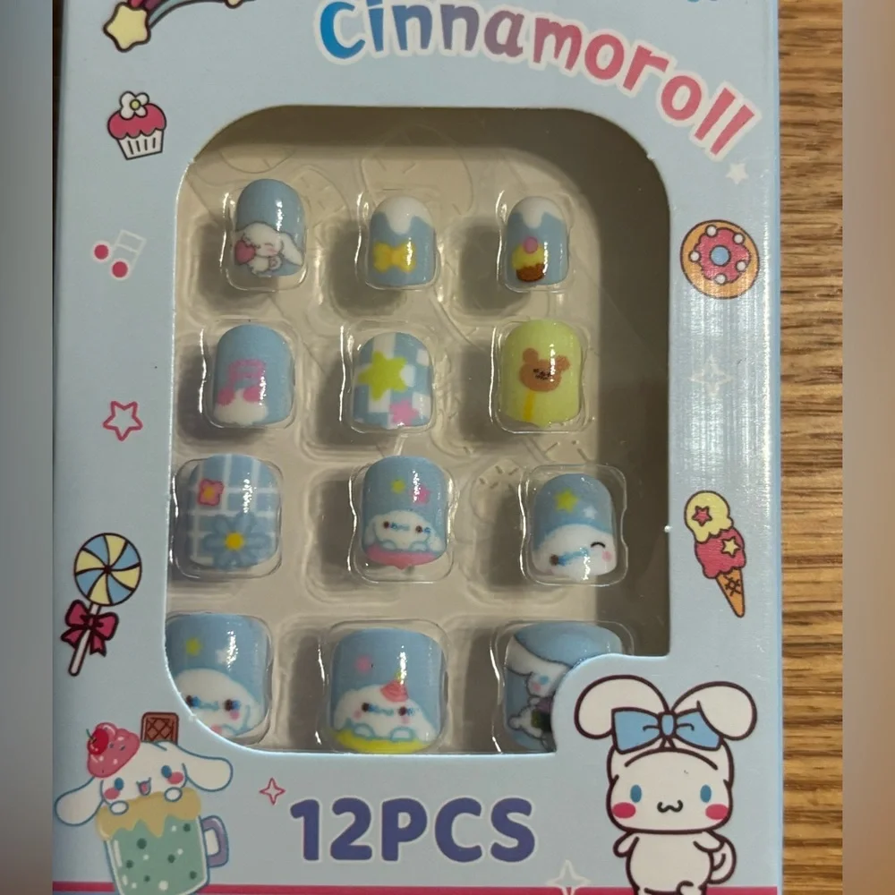 15 packs Little Girls Press On Nails Hello Kitty Melody Kuromi Cinnamoroll &More
